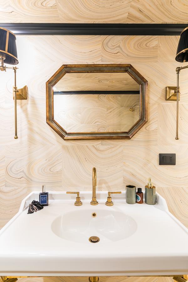 Luxurious Loft Facing The Pantheon Ferienhaus